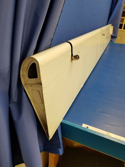 Piper PA-24-250 Comanche Flap RH P/N 20304-43 (0518-383)
