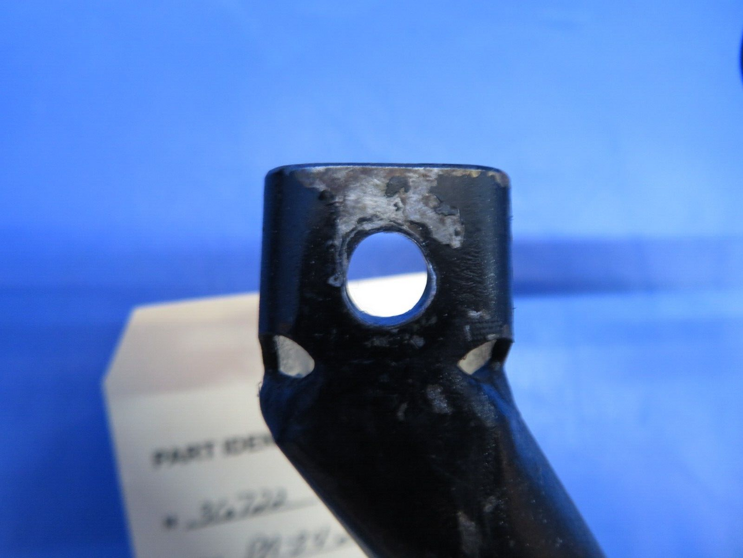 Piper PA-34-200T Seneca II Rudder Pedal Assy P/N 95385-04 (0323-549)