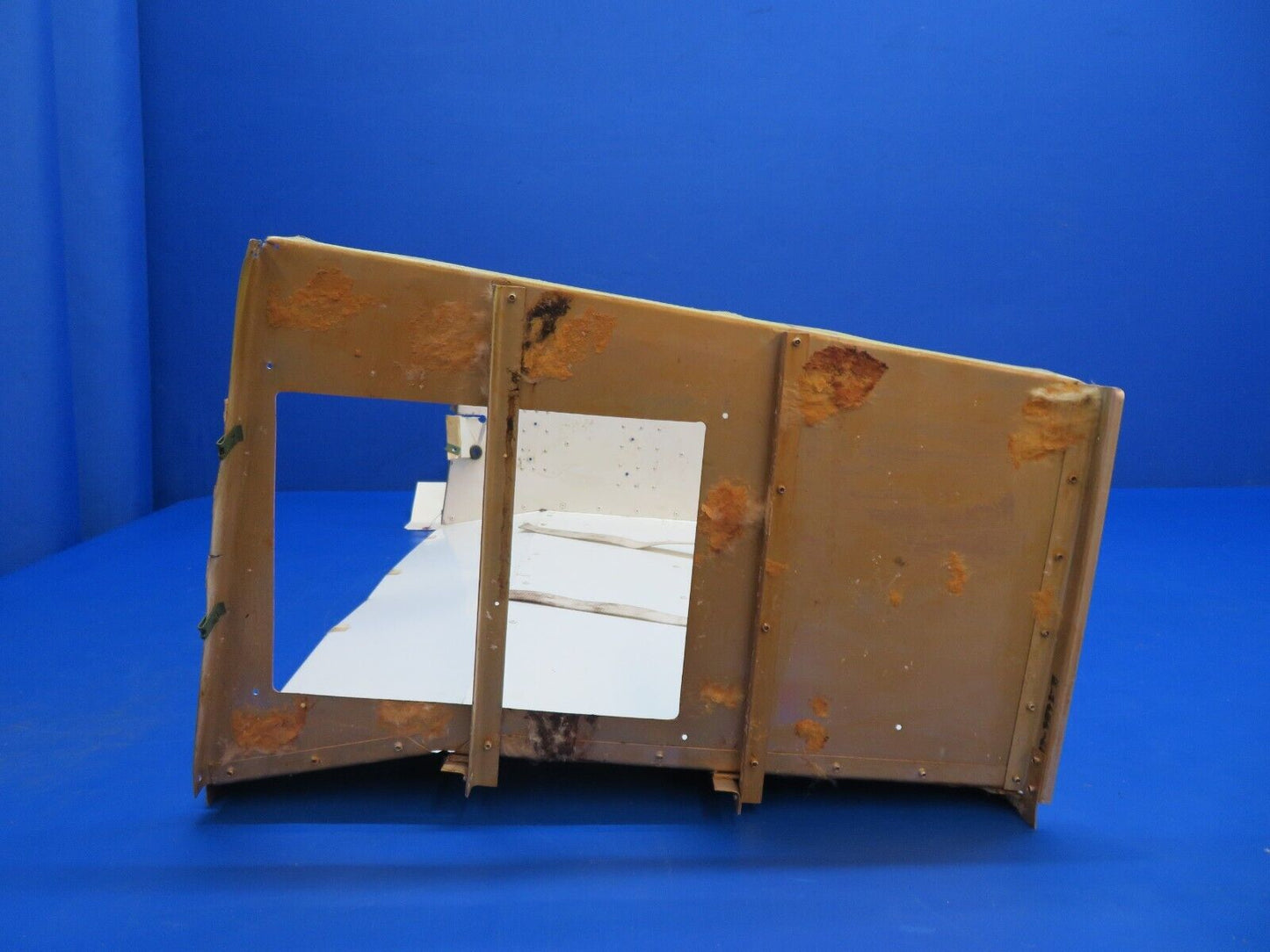 Lake LA-4-200 Baggage Compartment Shell FWD & AFT P/N 2-7404-5 (1222-831)