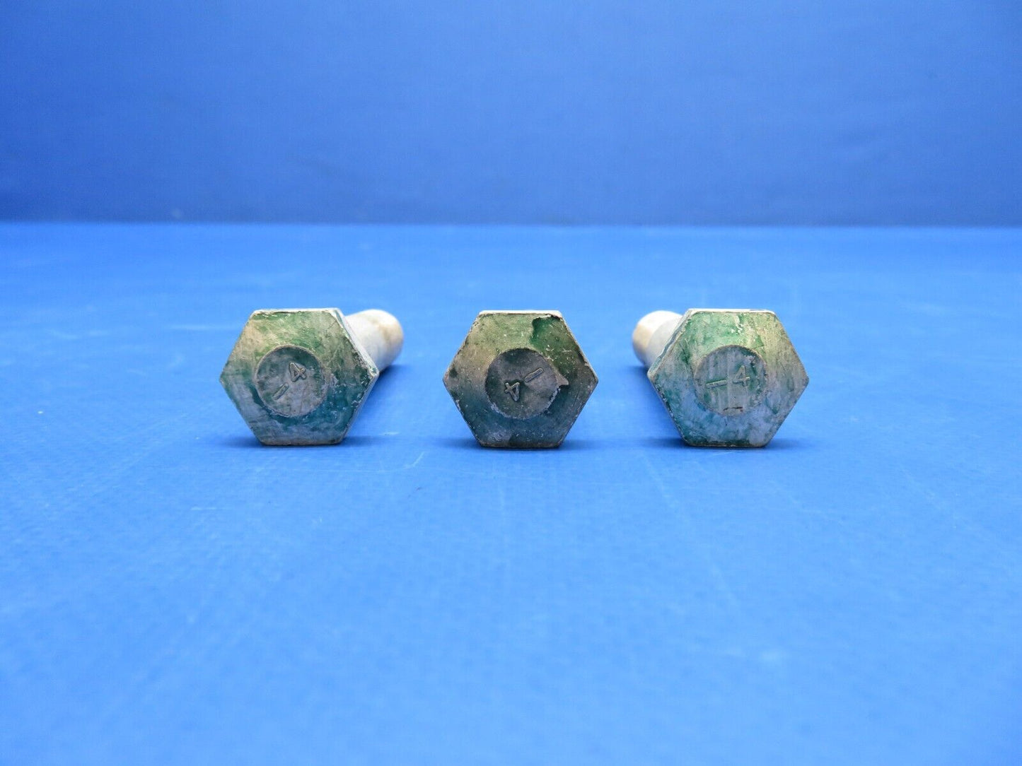 McCauley Threaded Propeller Bolt LOT OF 3 P/N A1561-4 NOS (0523-601)