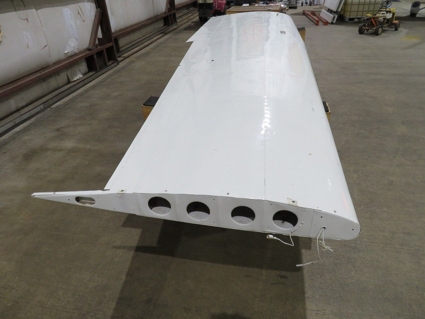1972 Cessna 188B Right Hand Wing Structure P/N 1620004-28 CORE (0423-102)