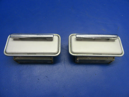 Beech 58 Baron Ash Tray LOT OF 2 (0521-493)