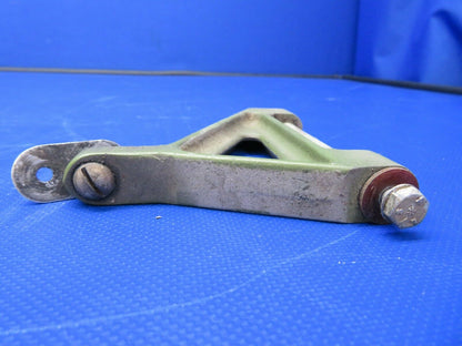 Beech 95-B55 Baron Arm Landing Gear Actuator P/N 45-815116-2 (0721-763)