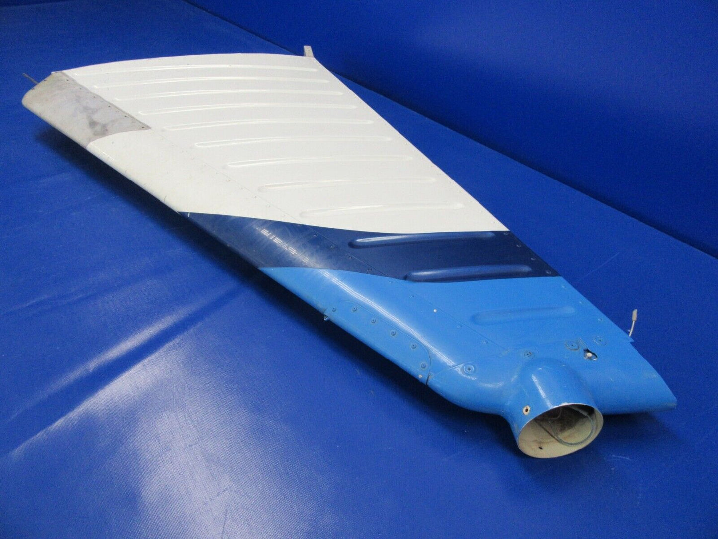 Piper PA-28 Vertical Fin / Stabilizer P/N 66975-00 (0623-08)