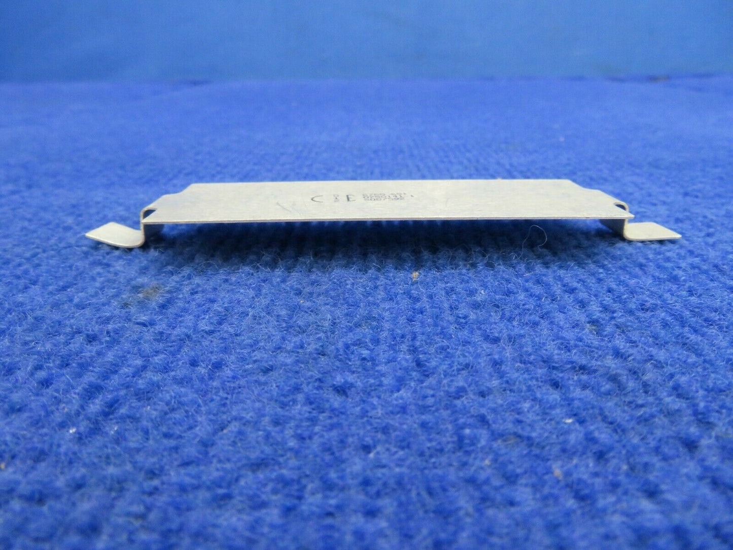 Cessna Deflector P/N 0750141-1 NOS (0522-147)