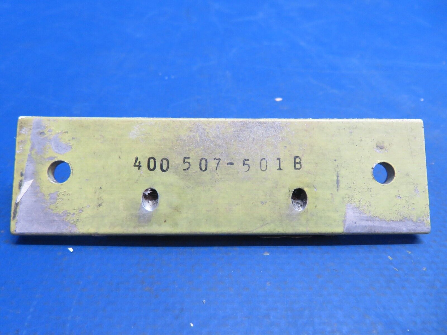 Piper Aerostar 602P Stop Assy Main Gear Door P/N 400507-501 (0123-622)