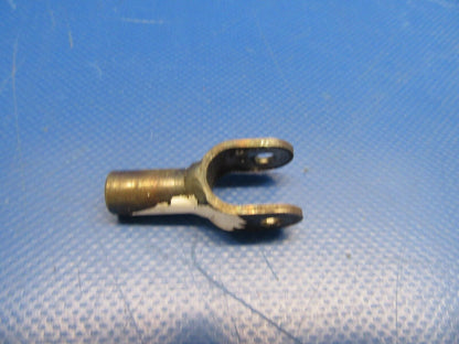 Piper PA-34-200T Seneca II Clevis Cowl Flap Actuation P/N 37511-08 (1119-148)