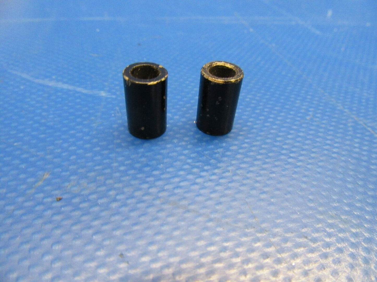 Piper Bushing P/N 63900-025 LOT OF 2 NOS (0419-163)