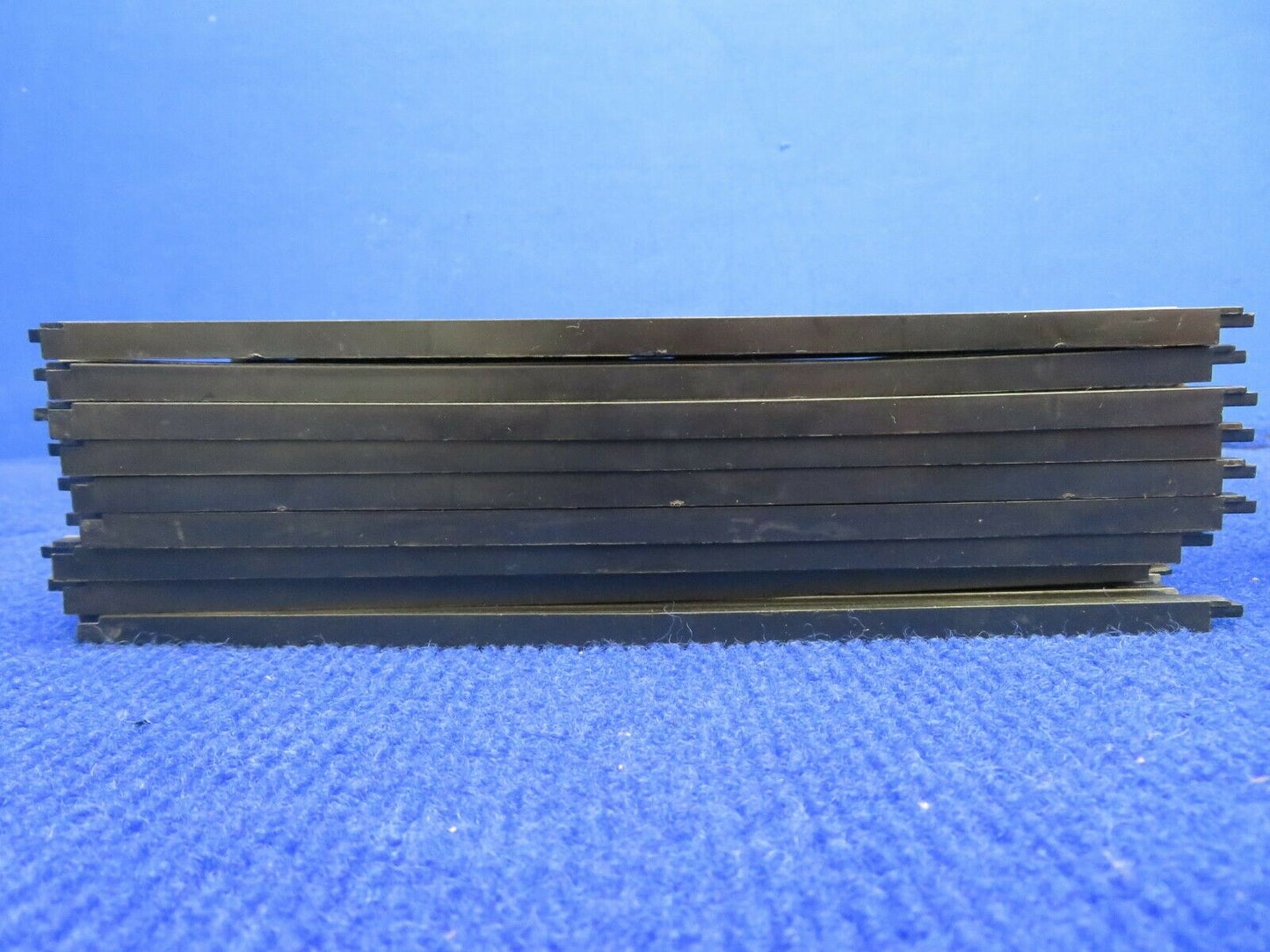 Hot Wheels 4 Lane Cliff Hanger Slot Car Track -No Cars (0322-09)