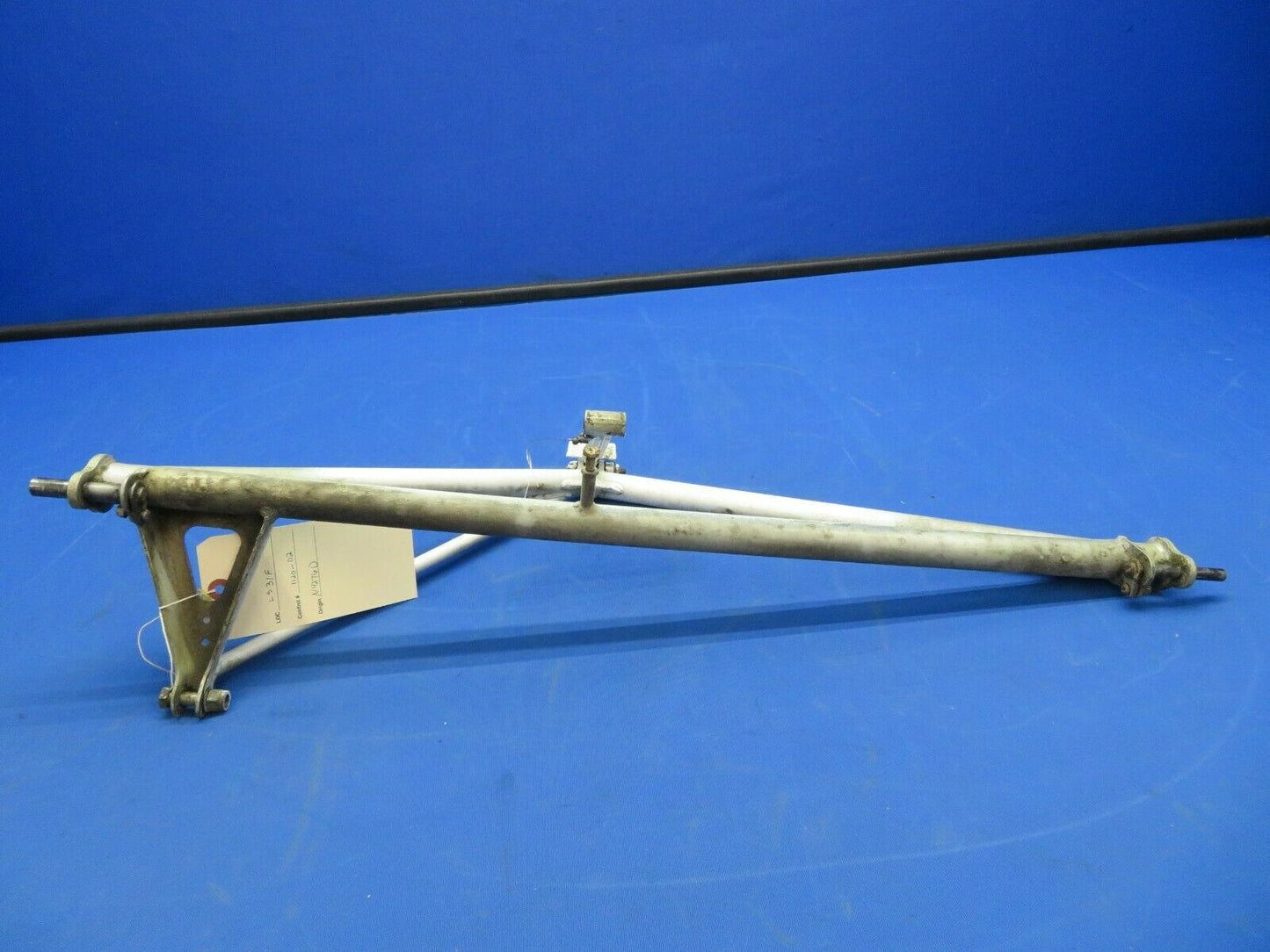 Beech Bonanza G35 Brace Main Landing Gear Retract LH 35-815102 (1120-02)