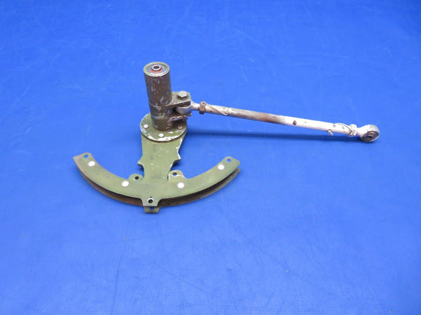 Cessna 310 / 310Q RH Aileron Bellcrank w/ Push-Pull Rod P/N 5025000-4 (0823-746)