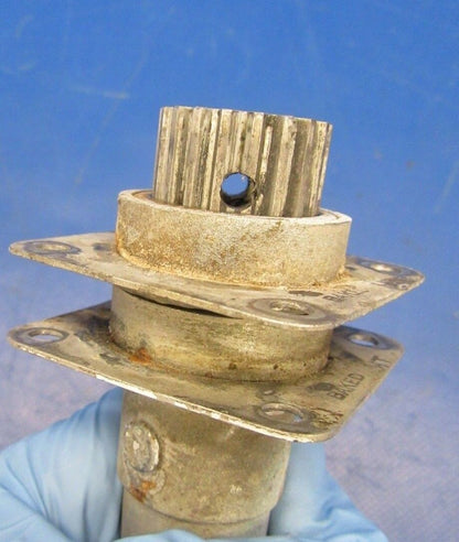 1956 Cessna 310 Bellcrank & Torque Tube Retract 0842103-1, 0842103-5 (1118-150)