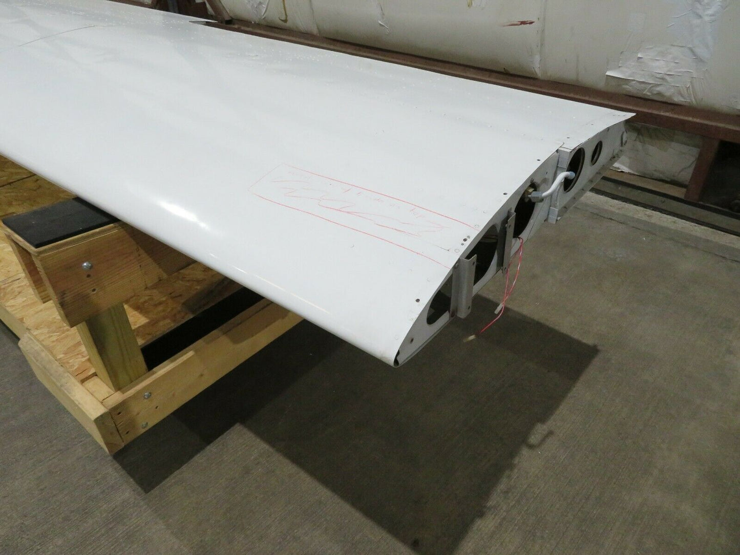 Cessna 210 / P210N Left Hand Wing Structure P/N 1221221-17 (0921-102)