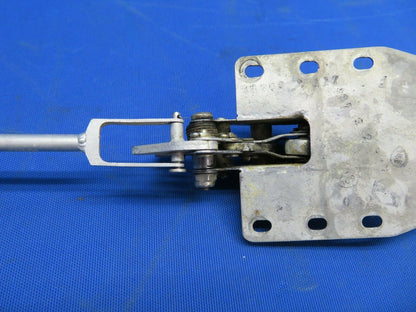 Rockwell Commander Latch & Pushrod AFT RH Cabin Door 43700-2, 43717-3 (1020-499)