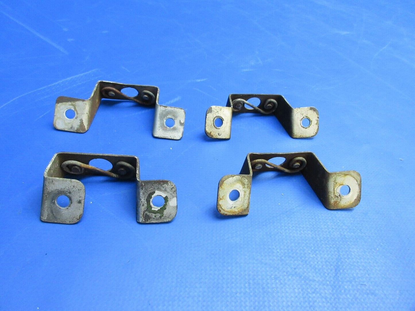 Beech C-35 Bonanza RH Bracket Cowl Fastener P/N 35-910244 SET OF 4 (1023-892)