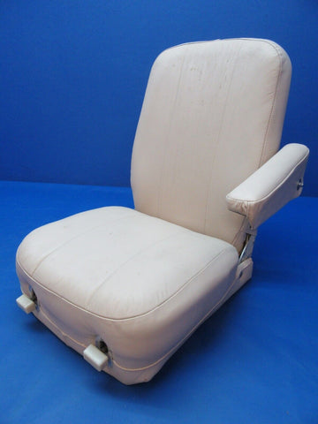 Cessna 401 Co-Pilot's Seat P/N 5014047-4 (0523-10)