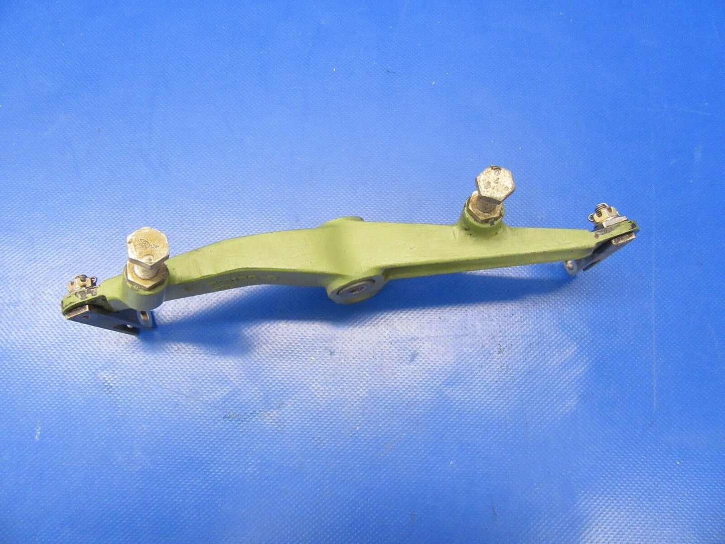 Beech D55 Baron Baron Bellcrank Assy Aileron P/N 35-521158-8 (0717-69)