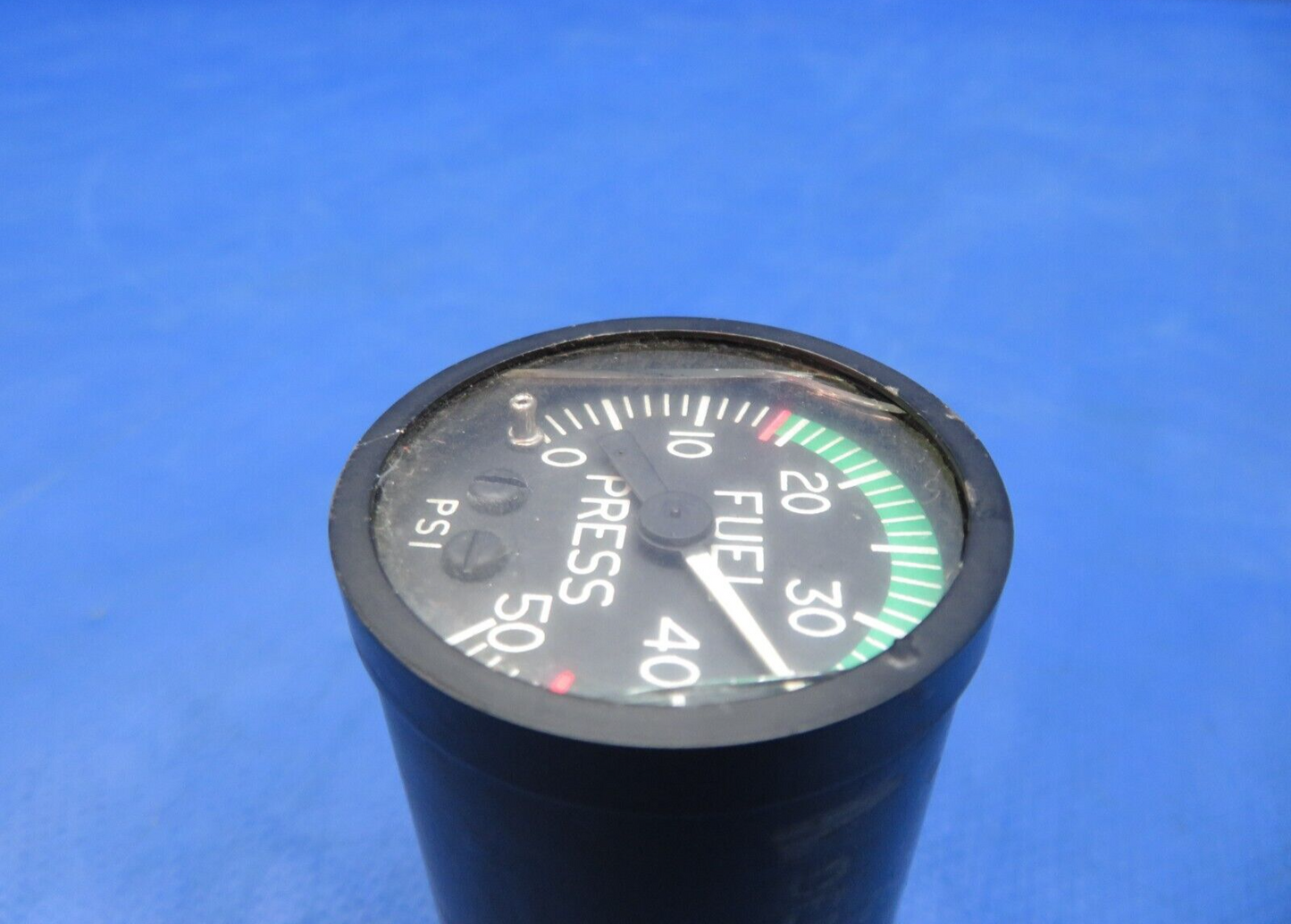 B & D Instruments Fuel Pressure Indicator P/N 1101-003 CORE (1023-510)