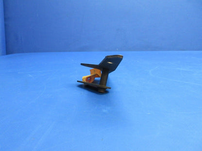 Piper PA-28 LH Aileron Bellcrank Assy P/N 62771-00, 62771-000 NOS (0523-497)