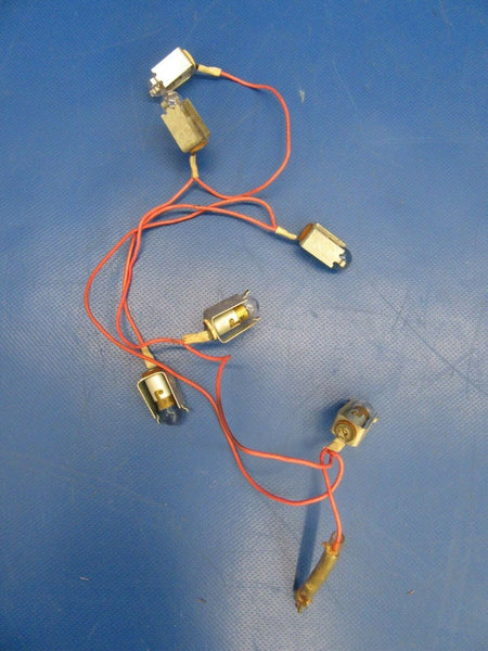 Piper Seneca II Dash Lights Socket, Lamp & Filter 9 Lights, 5 Filters (1119-10)