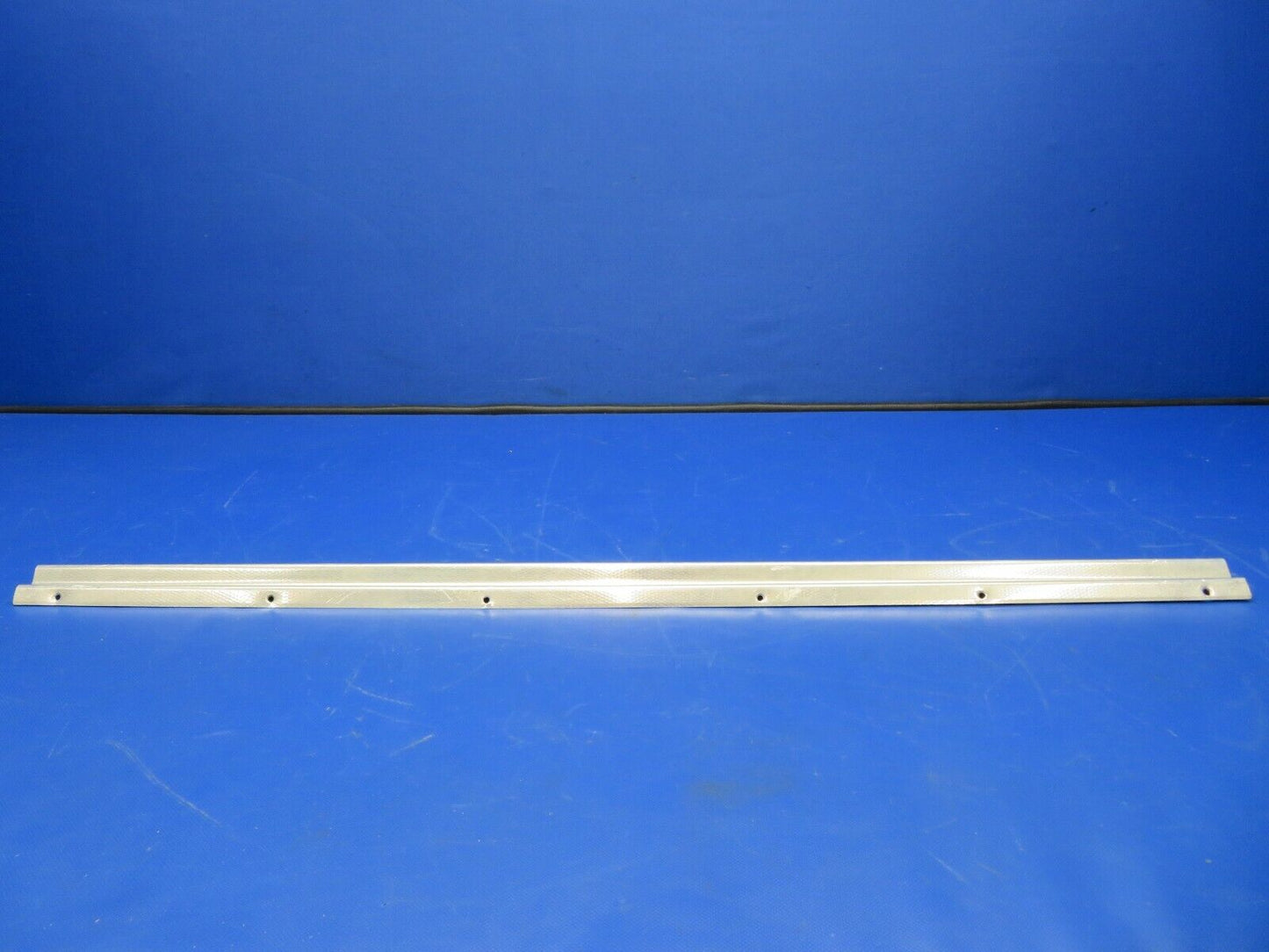Piper PA-32RT-300 Lance Cabin Door Sill AFT P/N 69188-03, 69188-003 (0621-706)