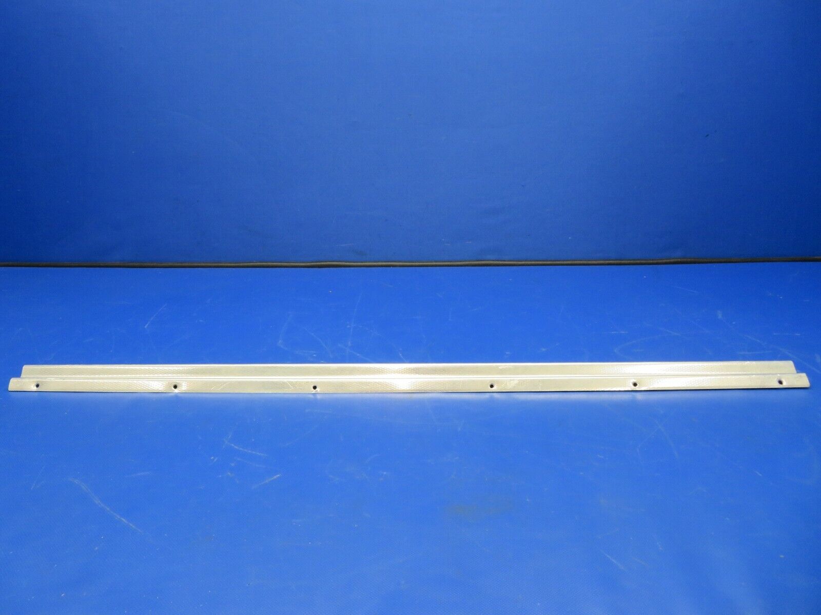 Piper PA-32RT-300 Lance Cabin Door Sill AFT P/N 69188-03, 69188-003 (0621-706)