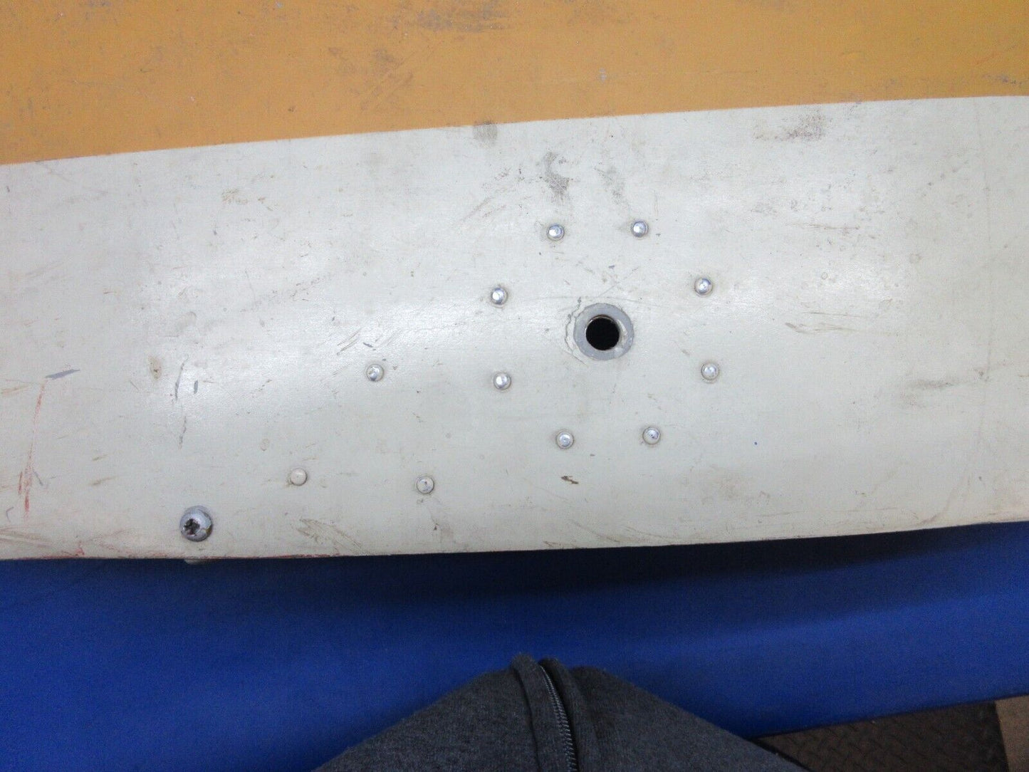 Cessna 150 RH Wheel Pant / Fairing P/N 0541185-4 (1023-966)