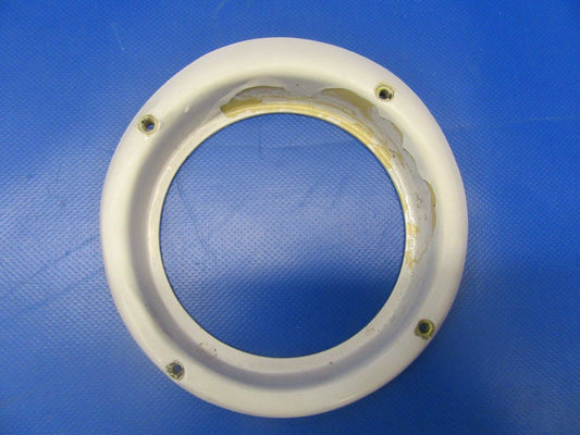 Beech Baron 58P Retainer Landing Light P/N 102-369011-1 (0318-336)