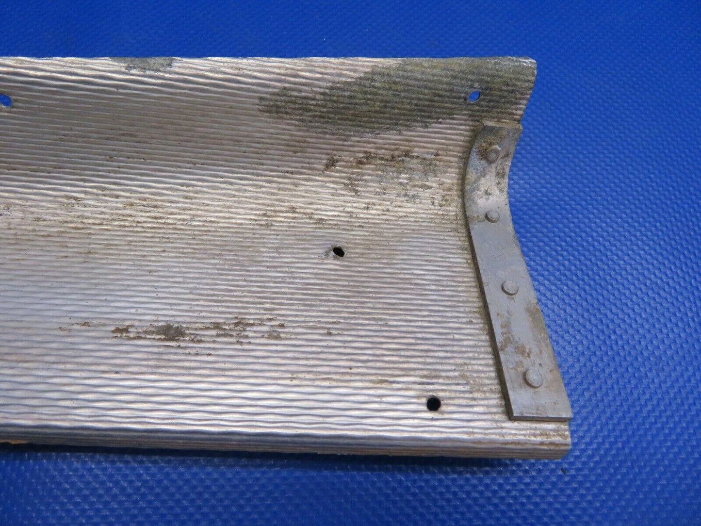 Piper PA-28-140 RH Cabin Heat Duct Assy P/N 62960-01 (1220-461)