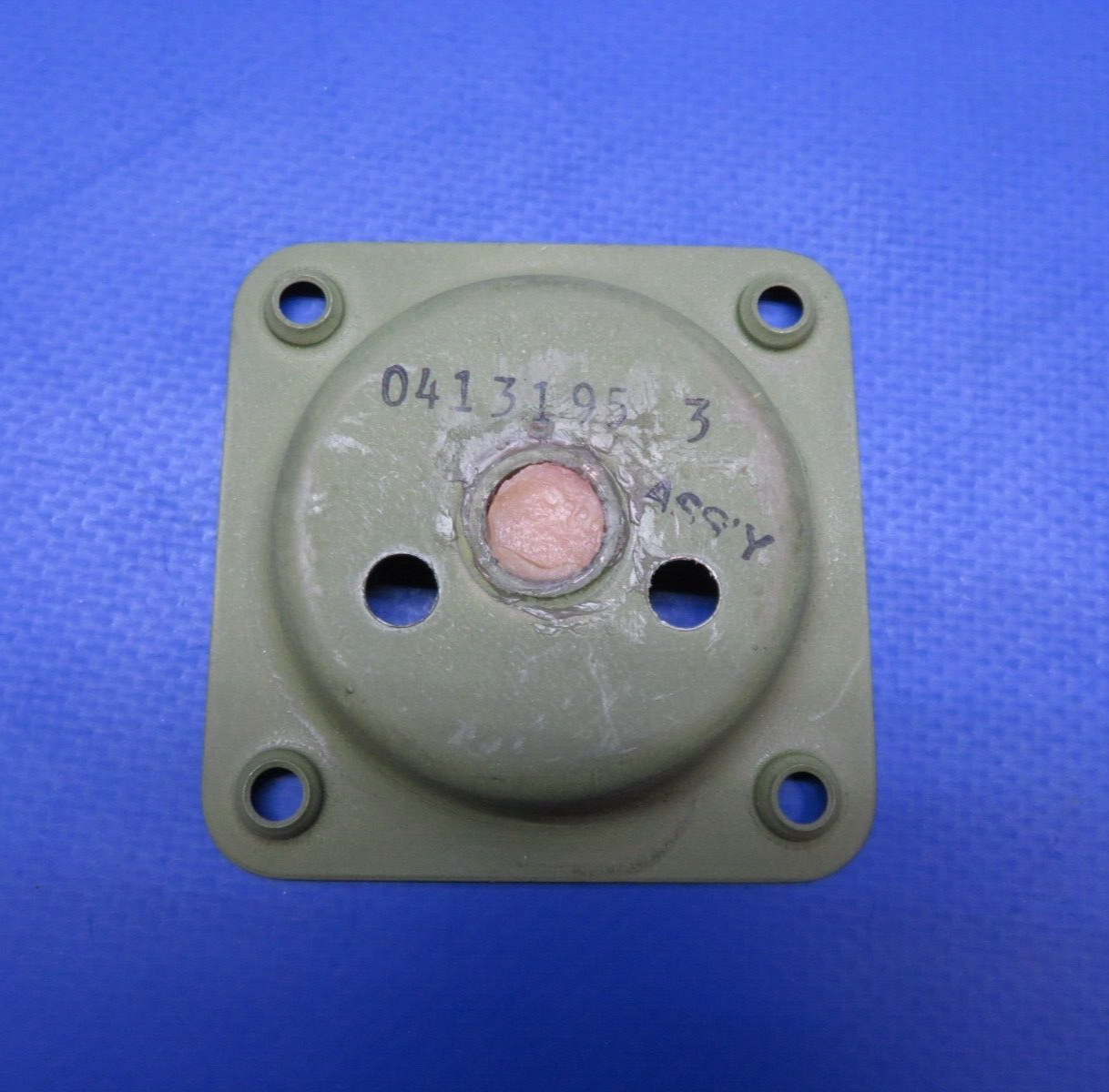 Cessna 170, 172 Door Handle Bearing Plate Assy P/N 0413195-3 NOS (0423-393)