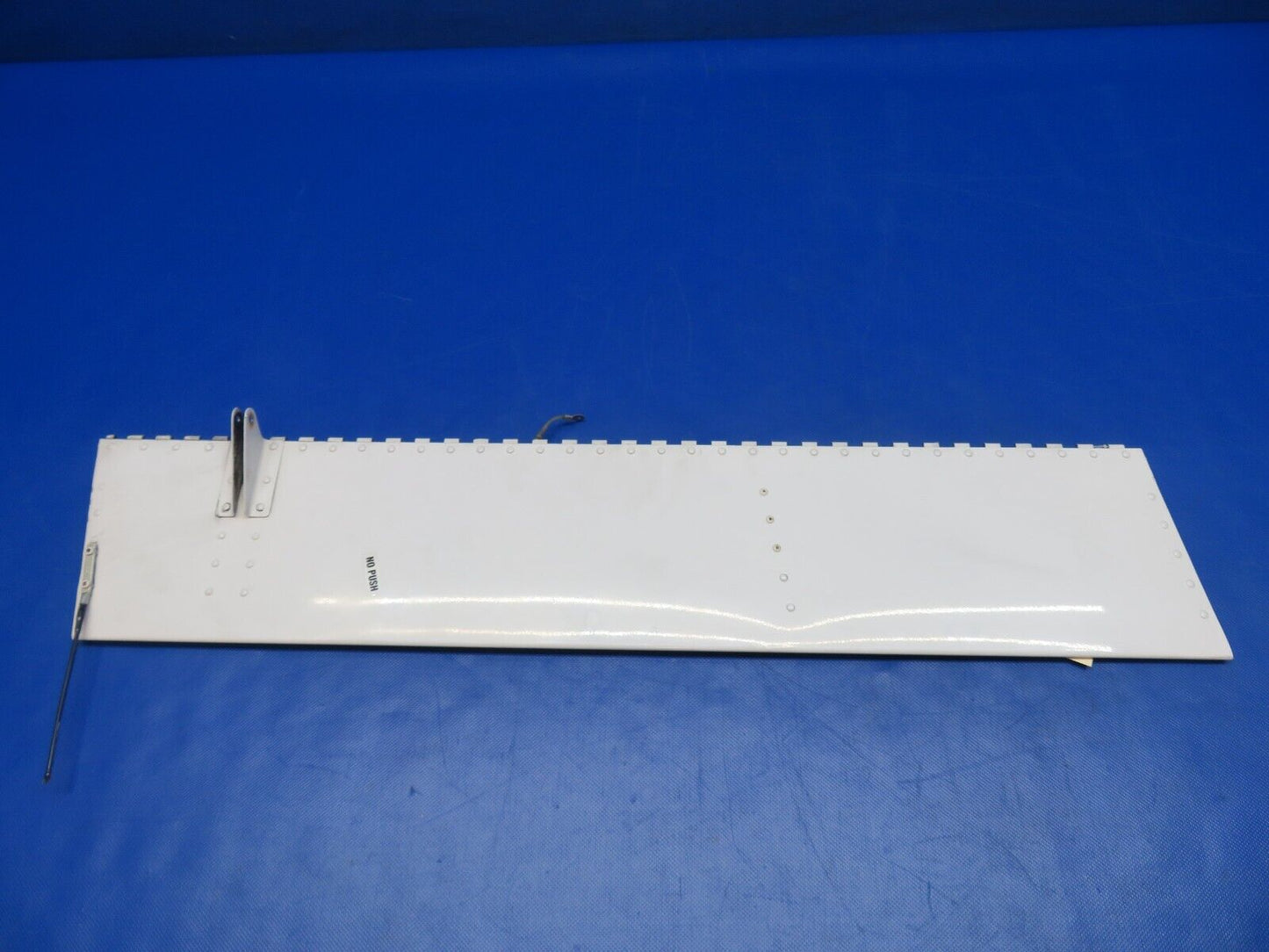 Piper PA-34-200T Seneca Rudder Trim Tab Assy P/N 95567-00 (0224-1470)