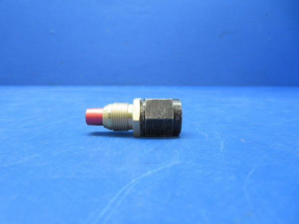 Eaton Nipple Assy P/N 526-6 NOS (0923-723)