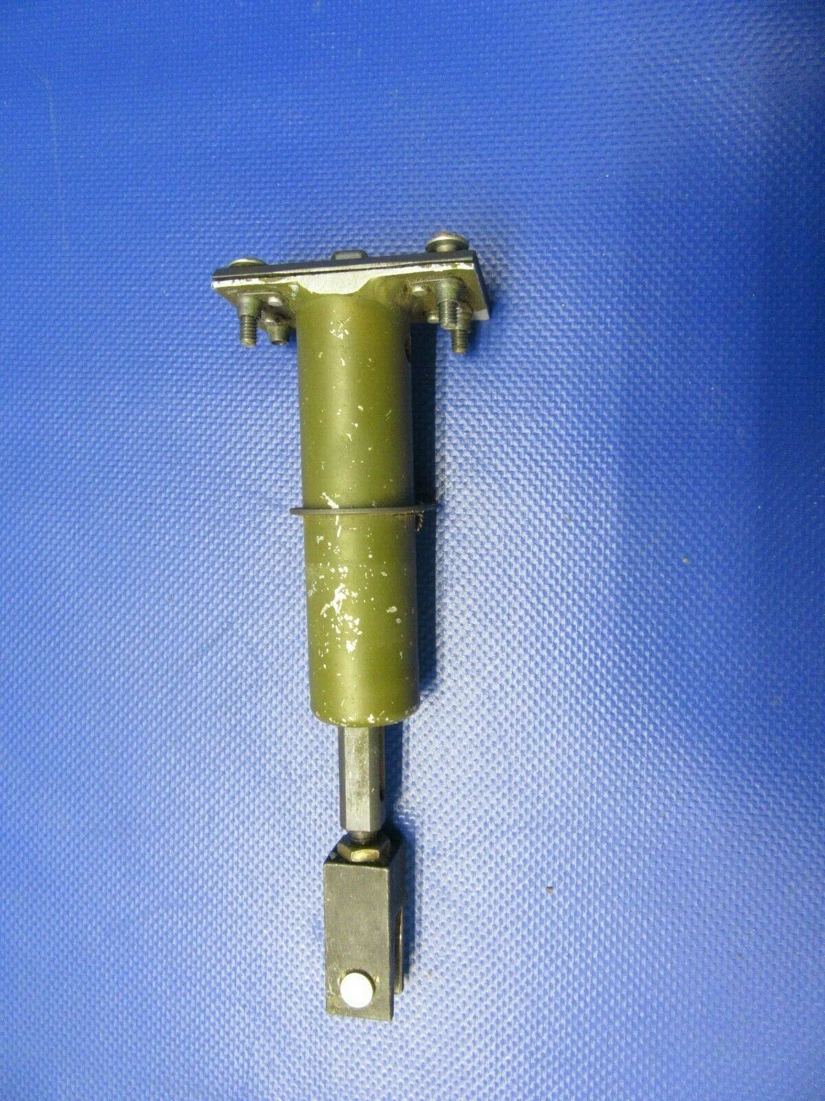 Cessna P210N Spring Housing Cabin Door 2117122-1 (0421-648)