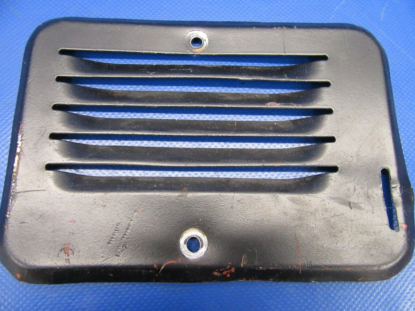 Cessna 310 / T310Q Grill Assy RH & LH Lot of 2 0813739-8, 0813739-9 (0619-118)