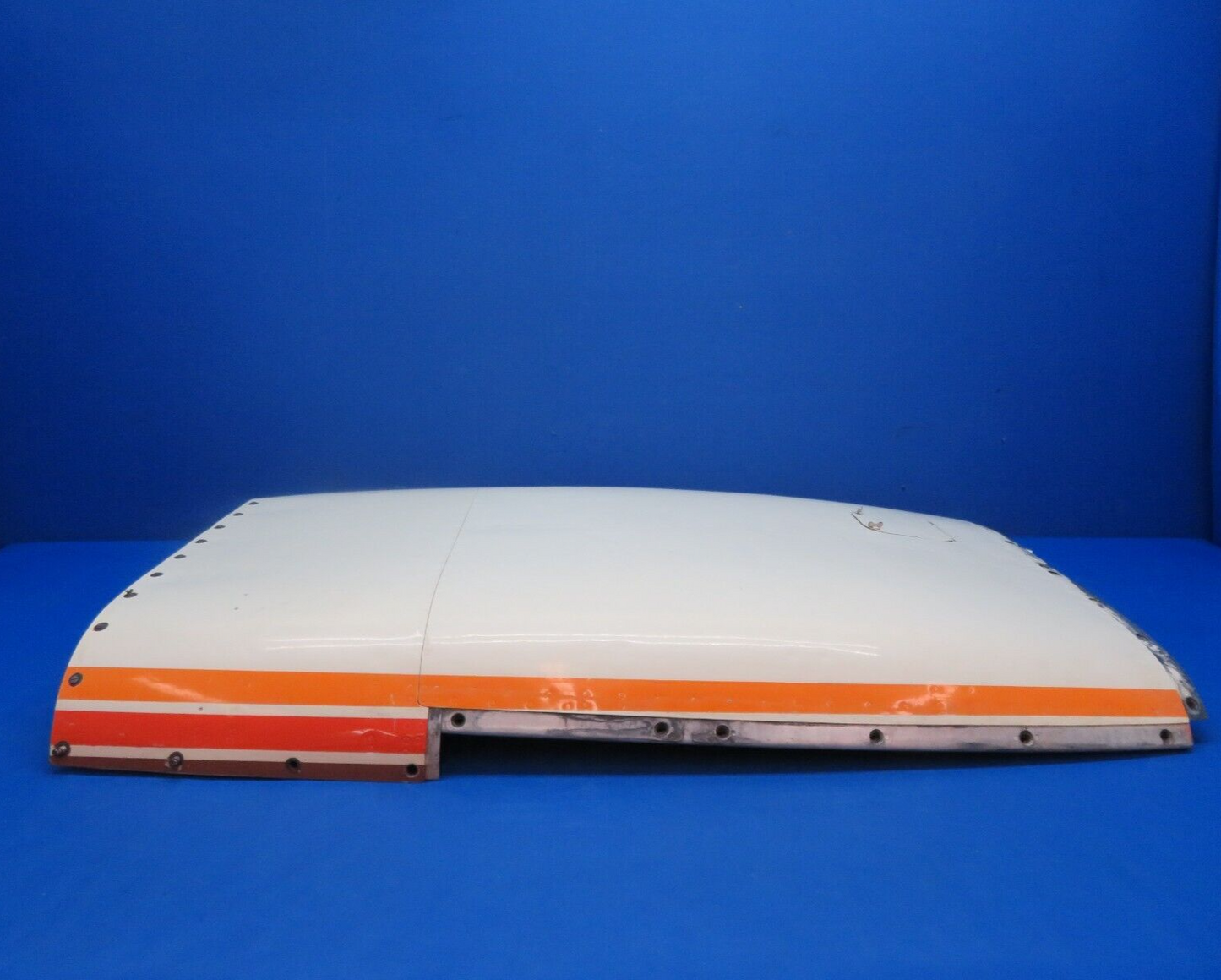Early Cessna 310 / 310B Top Cowl Assy P/N 0851020-4 (1223-138)