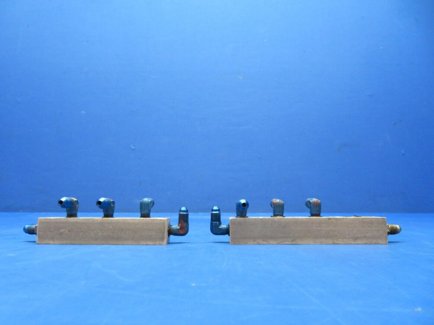 Piper PA-28R-180 Hydraulic Manifold LH & RH P/N 67521-00 (1123-420)