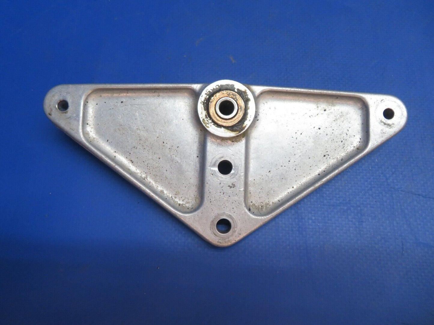 Piper PA-34-200T Seneca II Arm Assy Nose Gear Steering P/N 95395-00 (0223-804)