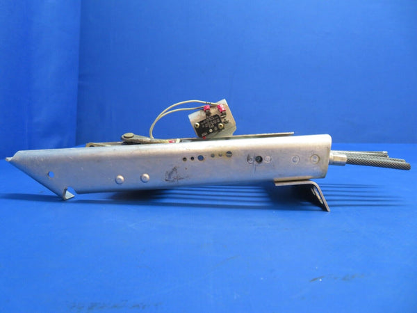 Piper PA-34-200T Seneca II Engine Controls Mount  P/N 37584-00 (0323-680)