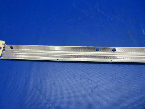 Piper PA-32RT-300 Lance Cabin Door Sill AFT P/N 69188-03, 69188-003 (0621-706)