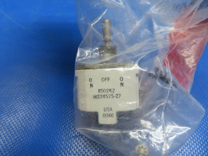 Cutler-Hammer / Eaton Switch Toggle P/N 8502K2 LOT OF 2 NOS (0224-229)
