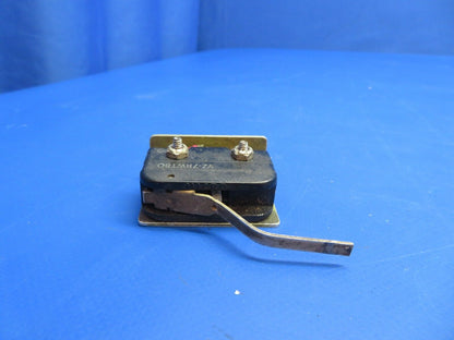 Brantly B2B Helicopter Micro Switches, Press to Test Lights, P/N R-25 (1022-830)