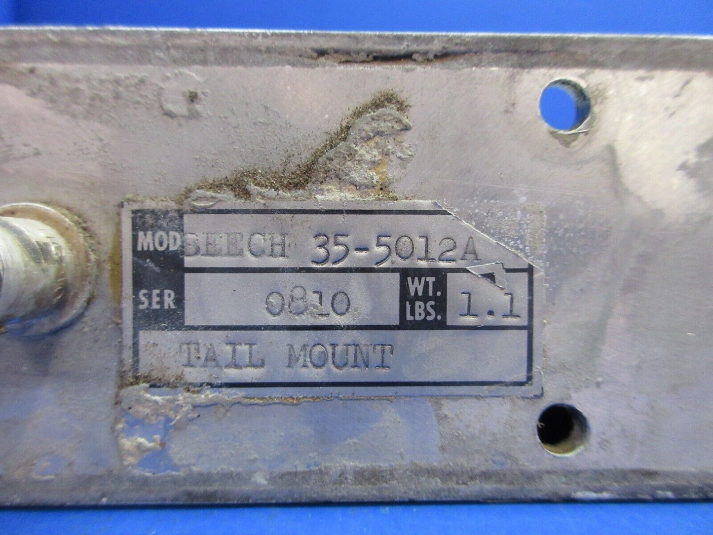 Beech 95-B55 Baron Tail Mount Blade Antenna P/N 35-5012A (0523-1124)