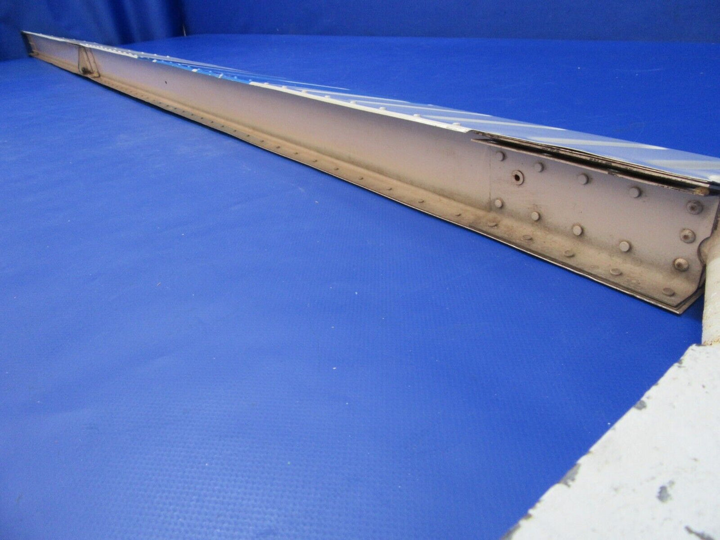 Piper PA-28 LH Aileron P/N 35640-24 (0223-212)