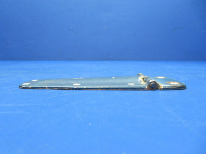 Cessna 150 / 150L RH Upper Hinge Assy Cabin Door P/N 0413426-4 (0823-765)