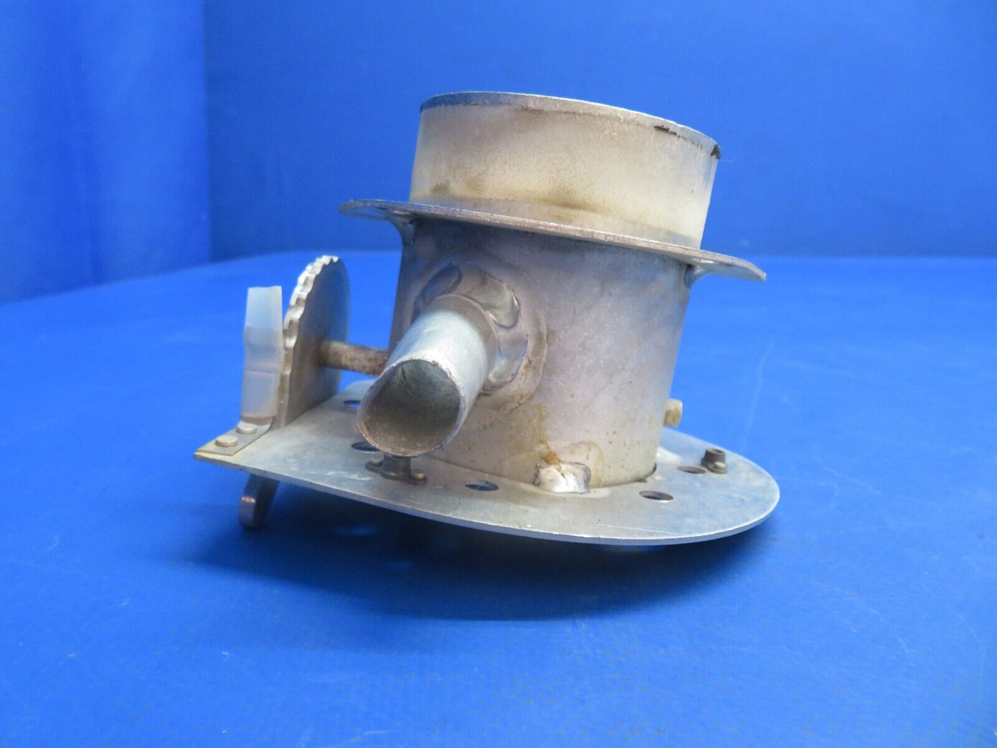 Piper PA-28R-201T Air Vent Assy FWD LH P/N 68416-02, 68416-002 (1122-687)