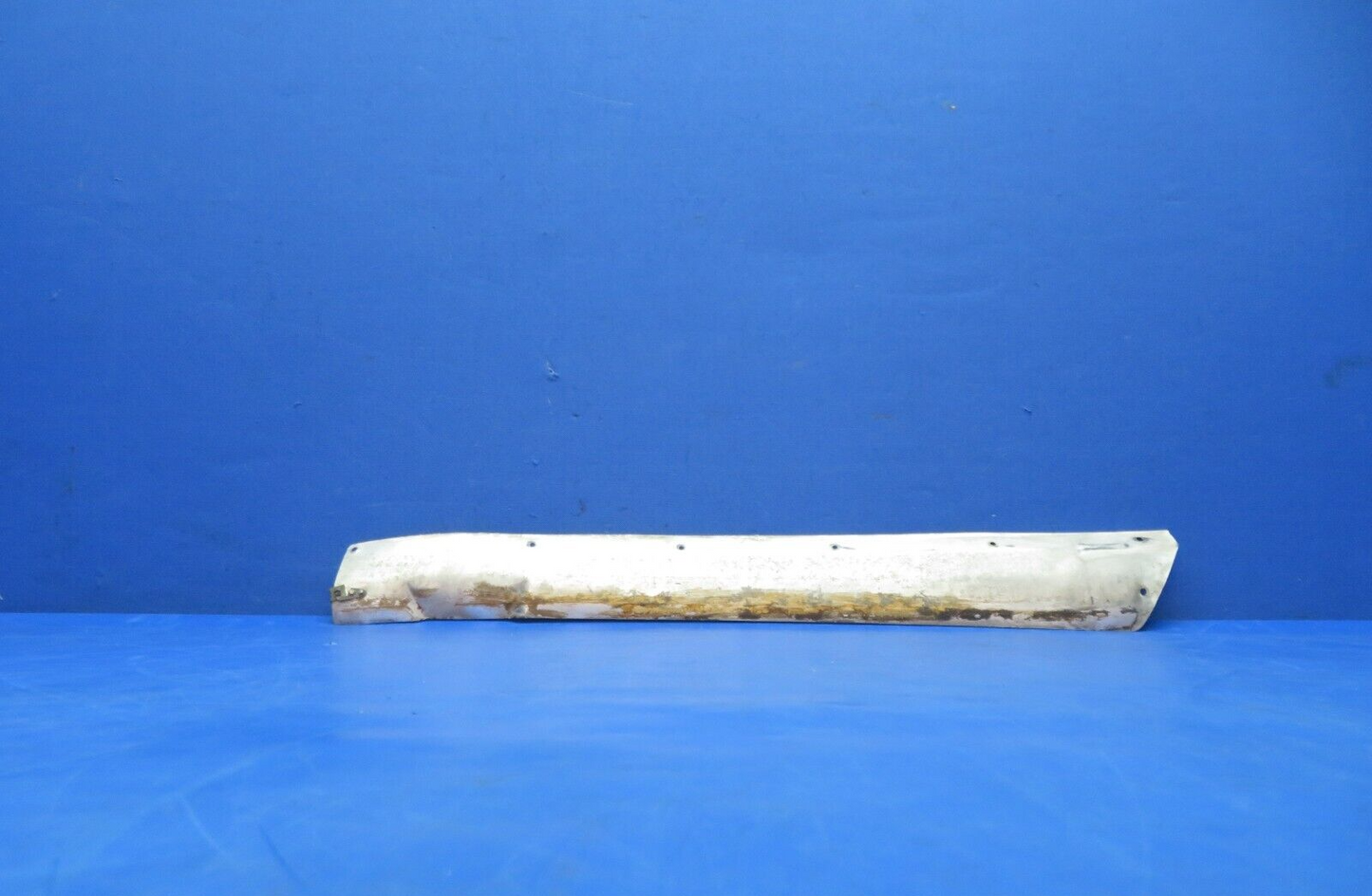 Cessna 310 / 310I RH Fuel Tank Front & Upper Fairings P/N 0823413-4 (1023-167)