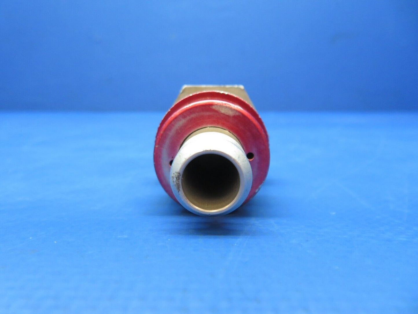 Aeroquip Sump Valve P/N AE99951H (0823-392)