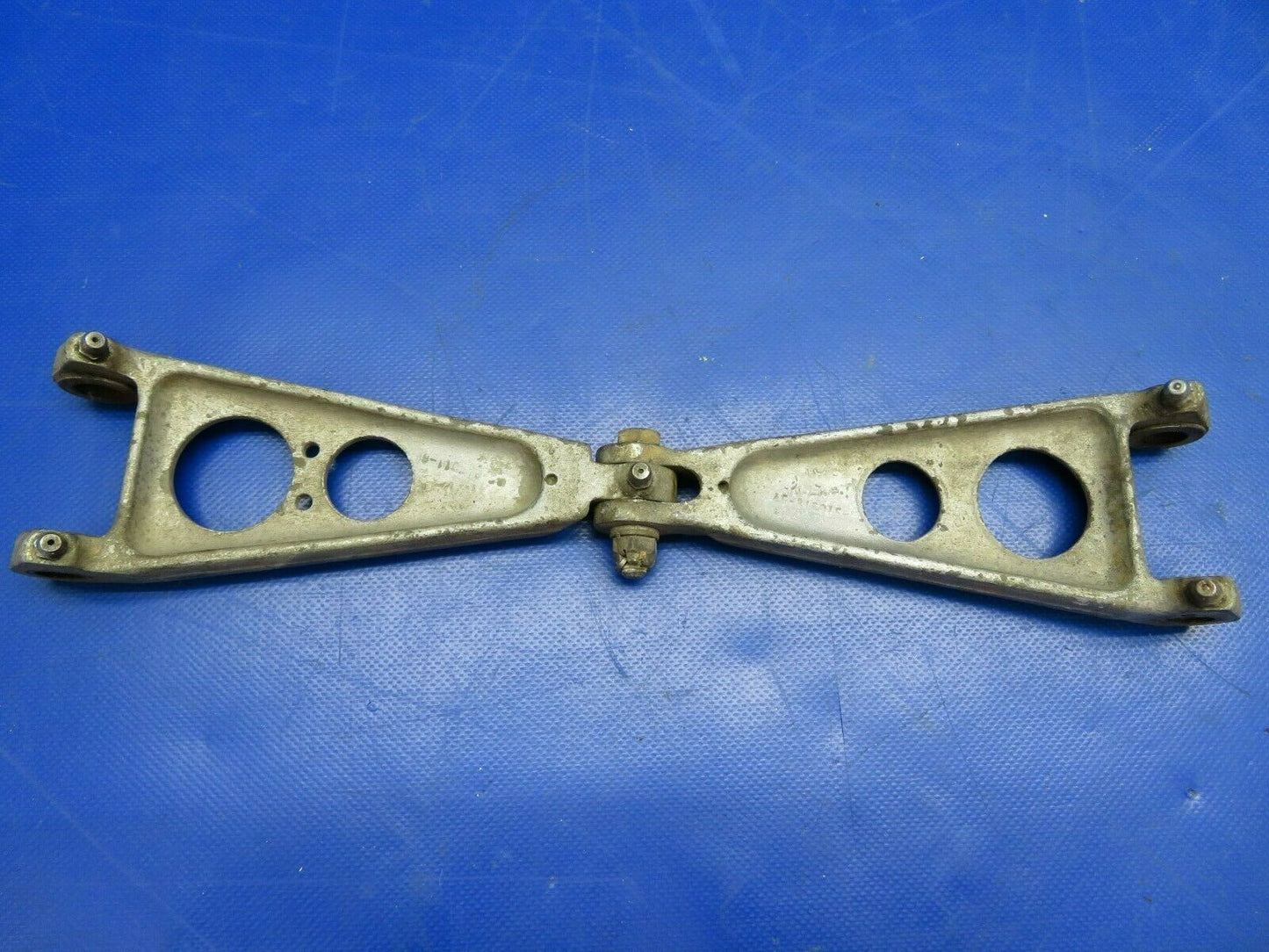 Beech Main Gear Torque Knee Upper & Lower P/N 45-815015, 45-815011-6 (0520-485)