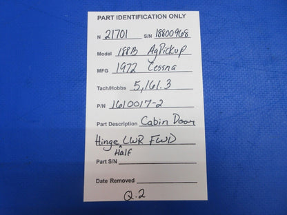 Cessna 188B AGpickup Cabin Door Hinge Half LWR FWD P/N 1610017-2 (0723-224)