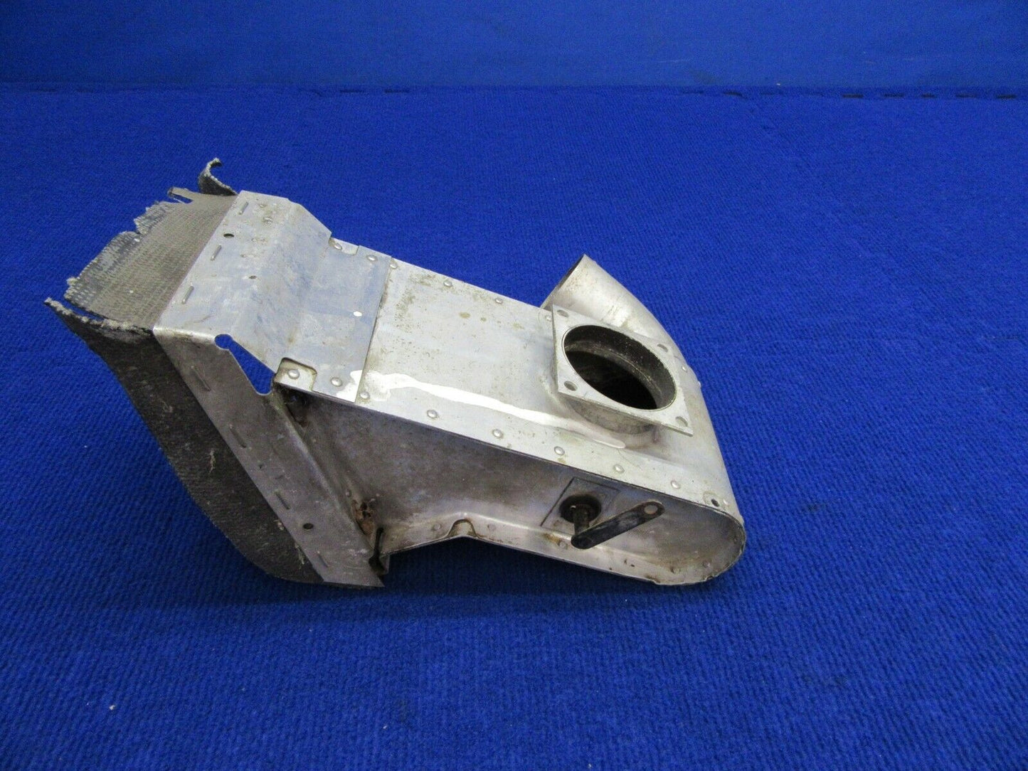Piper PA-38-112 Tomahawk Carburetor Airbox P/N 77671-002 (1221-385)